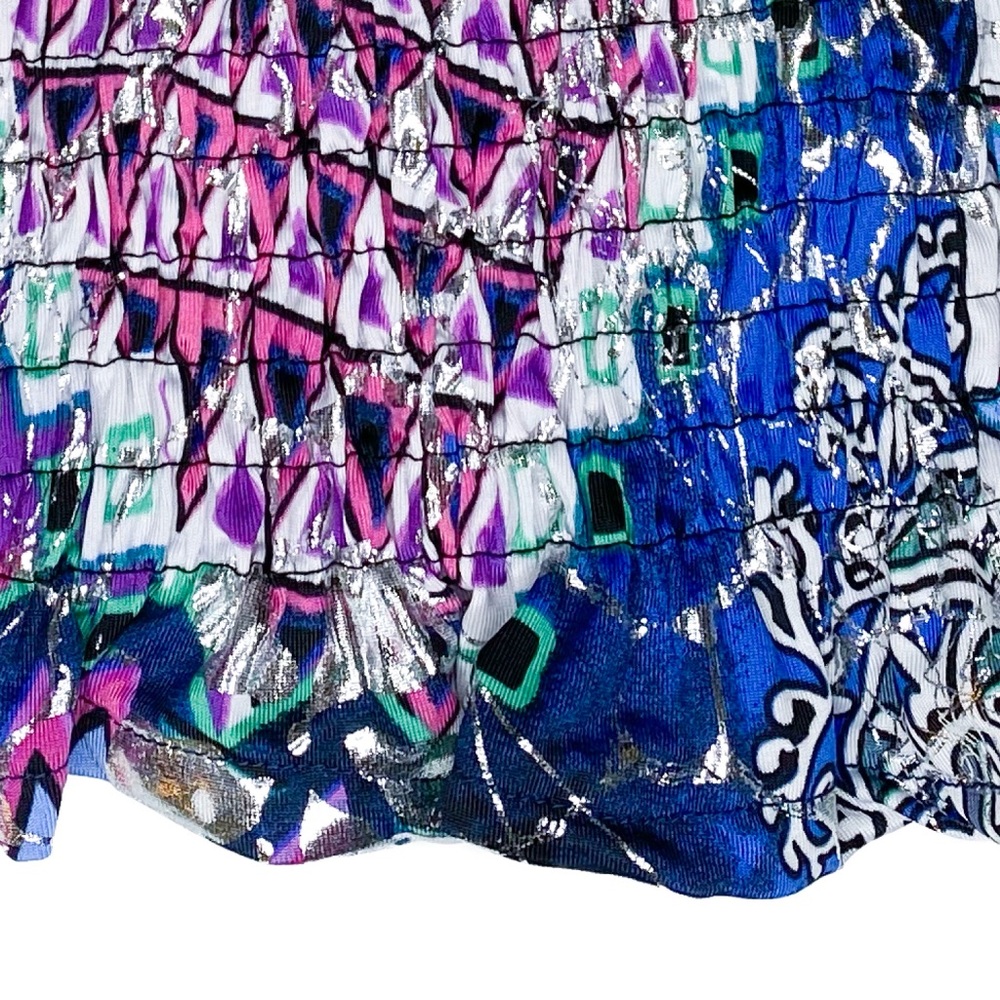One-of-a-kind Reworked Crop Top - Picture 4 of 8